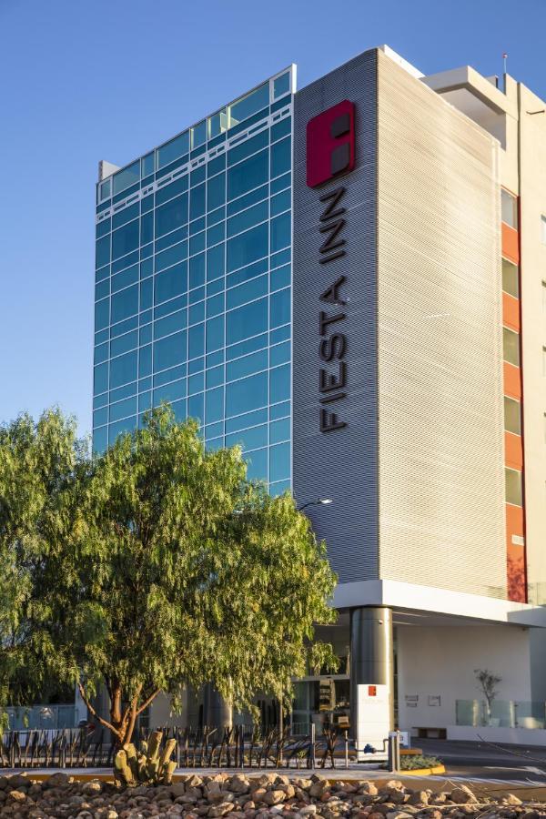Fiesta Inn Celaya Galerias Luaran gambar