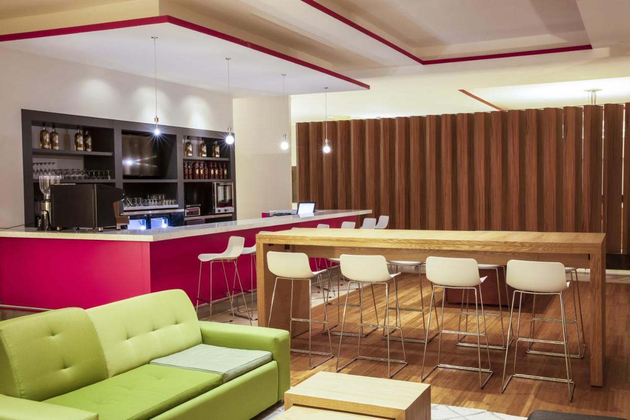 Fiesta Inn Celaya Galerias Luaran gambar
